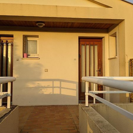 L Escale Entre Disney Et Paris Villiers-sur-Marne Εξωτερικό φωτογραφία